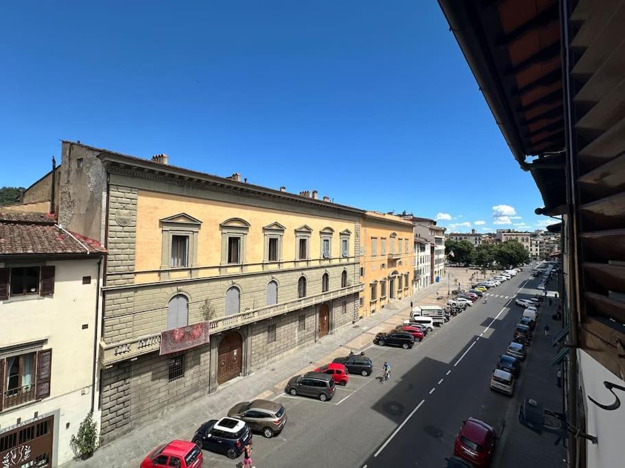 Warm Retreat In The Heart Of Florence Cls Station Lägenhet Exteriör bild